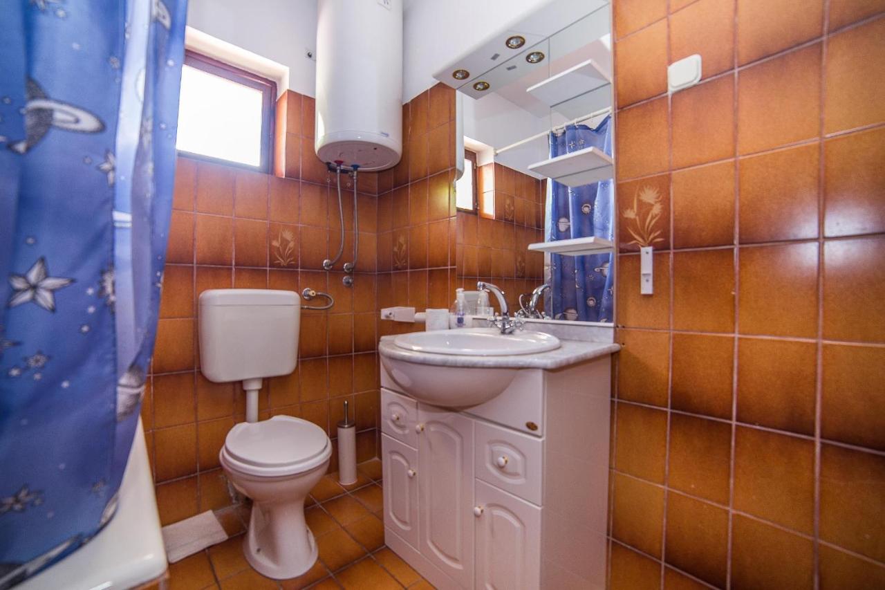 Apartments And Rooms Drpic スプリツカ エクステリア 写真